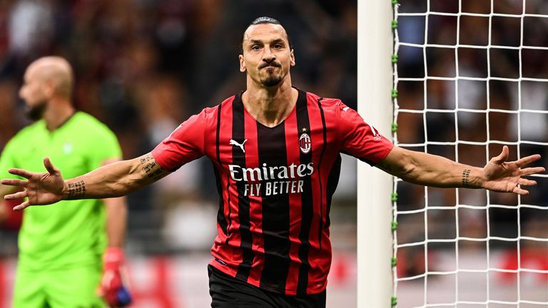 Zlatan Ibrahimović là một trong những cầu thủ nhiều danh hiệu nhất thế giới Zlatan Ibrahimović là một trong những cầu thủ nhiều danh hiệu nhất thế giới