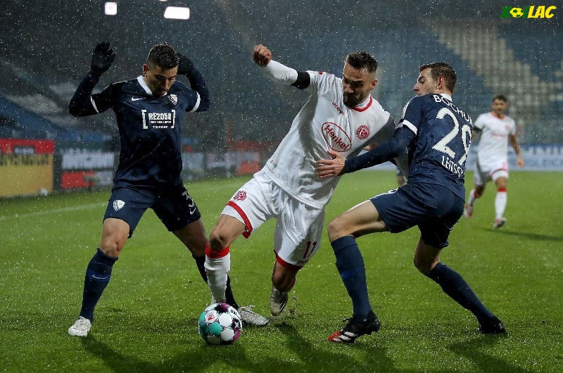Bochum sẽ đối đầu với Dusseldorf tại Playoff Bundesliga